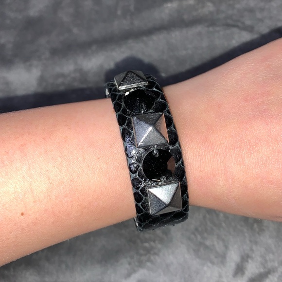 Ted Rossi Black Python Crystal Pyramid Cuff - Picture 5 of 7